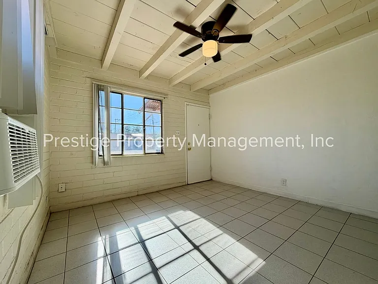 2201 E Grant Rd #19 — Photo 19
