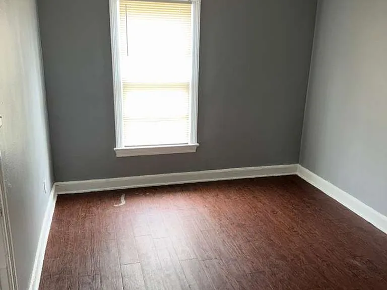 2283 Poe Ave — Photo 7