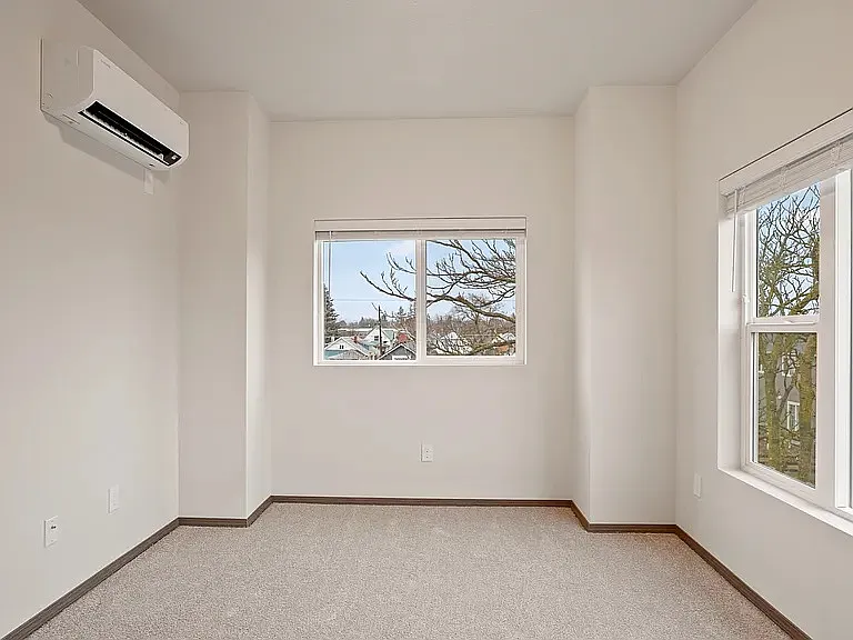Cannon Apartments — Photo 12