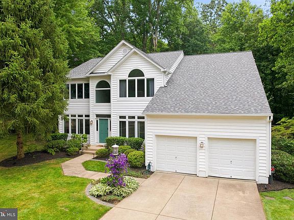 2nd image of 7095 Garden Walk