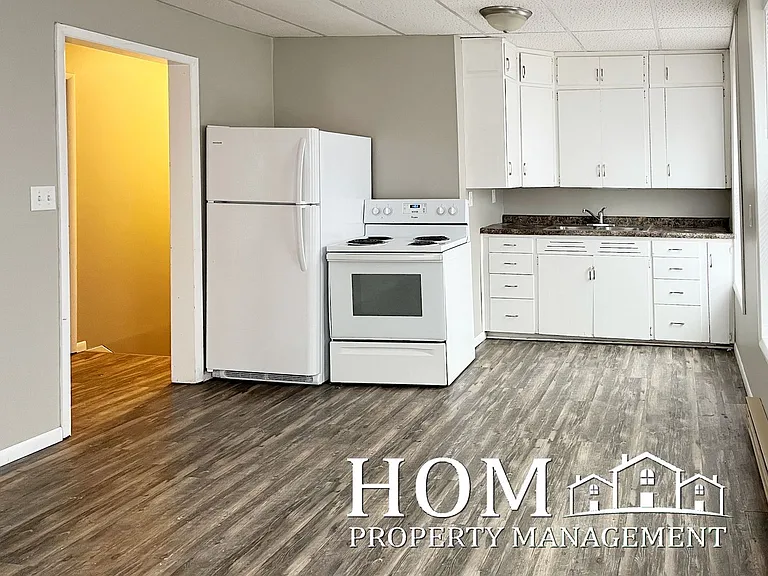804 N Broad St — Photo 3