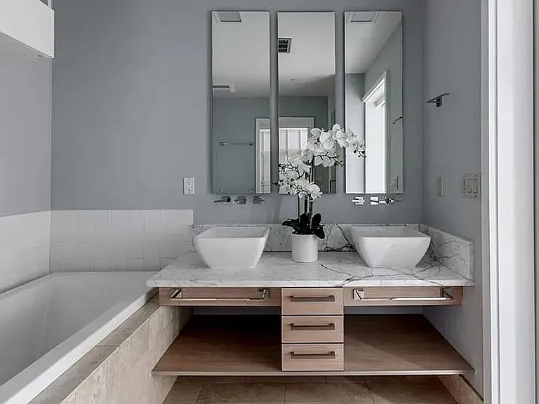 2768 W 22nd Ave — Photo 15