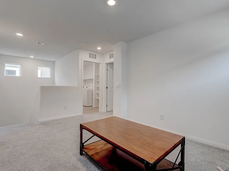 9938 Ullom Dr — Photo 14