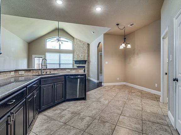 5th image of 1631 Veneto Dr