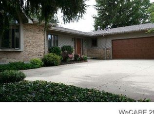 3433 S Sunderland Rd, Lima, OH 45806