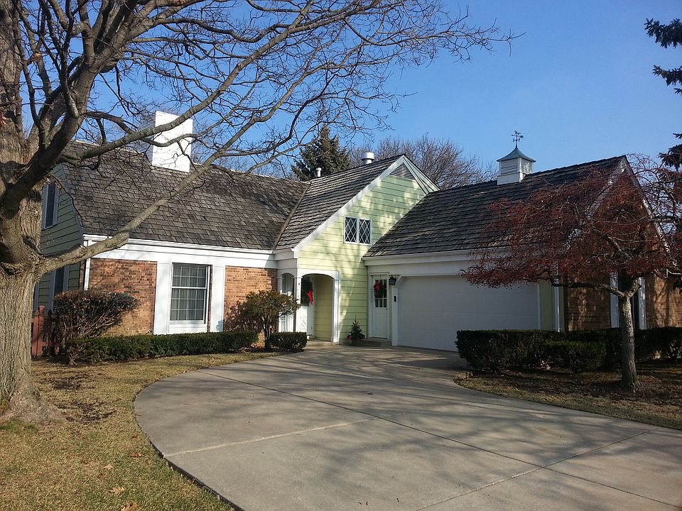 1st image of 9104 Stratford Ln