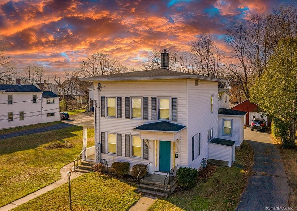 15 Park St, Plainville, CT 06062 Zillow