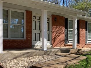 4626 Towne South Rd, Saint Louis, MO 63128