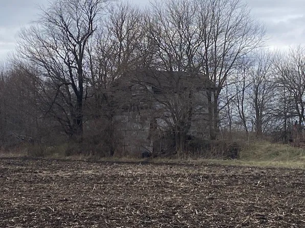 0 N 33rd Rd #1, Peru, IL 61354