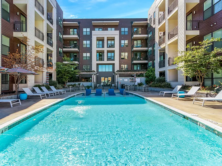 Artemis Midtown — Photo 100