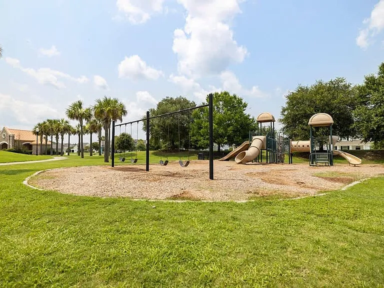 315 Dogwood Cir #ID1244815P — Photo 38