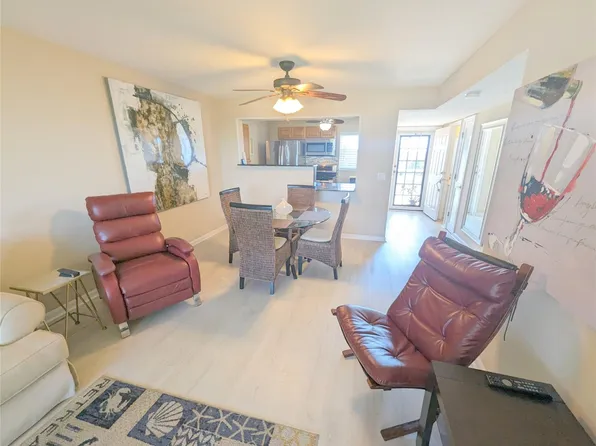 230 NE 26th Avenue #416, Boynton Beach, FL 33435