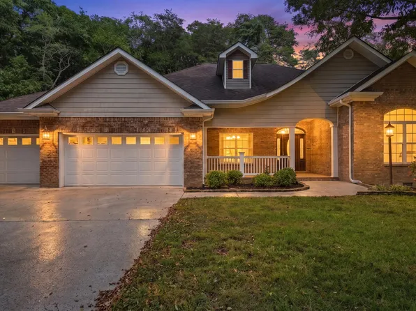 12200 Tobacco Rd, Soddy Daisy, TN 37379
