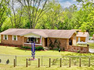 215 W Main St, Evening Shade, AR 72532