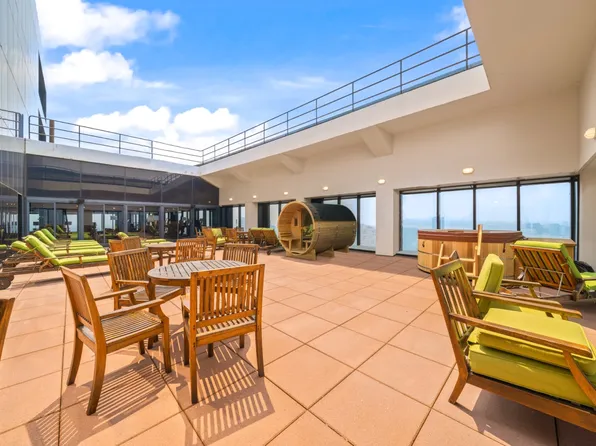 525 East 72nd Street image 15 of 20