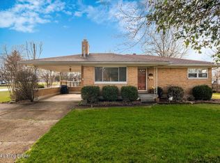 4701 Lynn Lea Rd, Shively, KY 40216