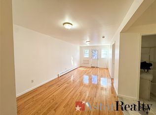 25-42 14th St UNIT 2, Astoria, NY 11102