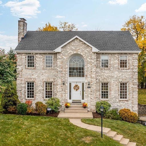 1st image of 155 Hickory Heights Dr