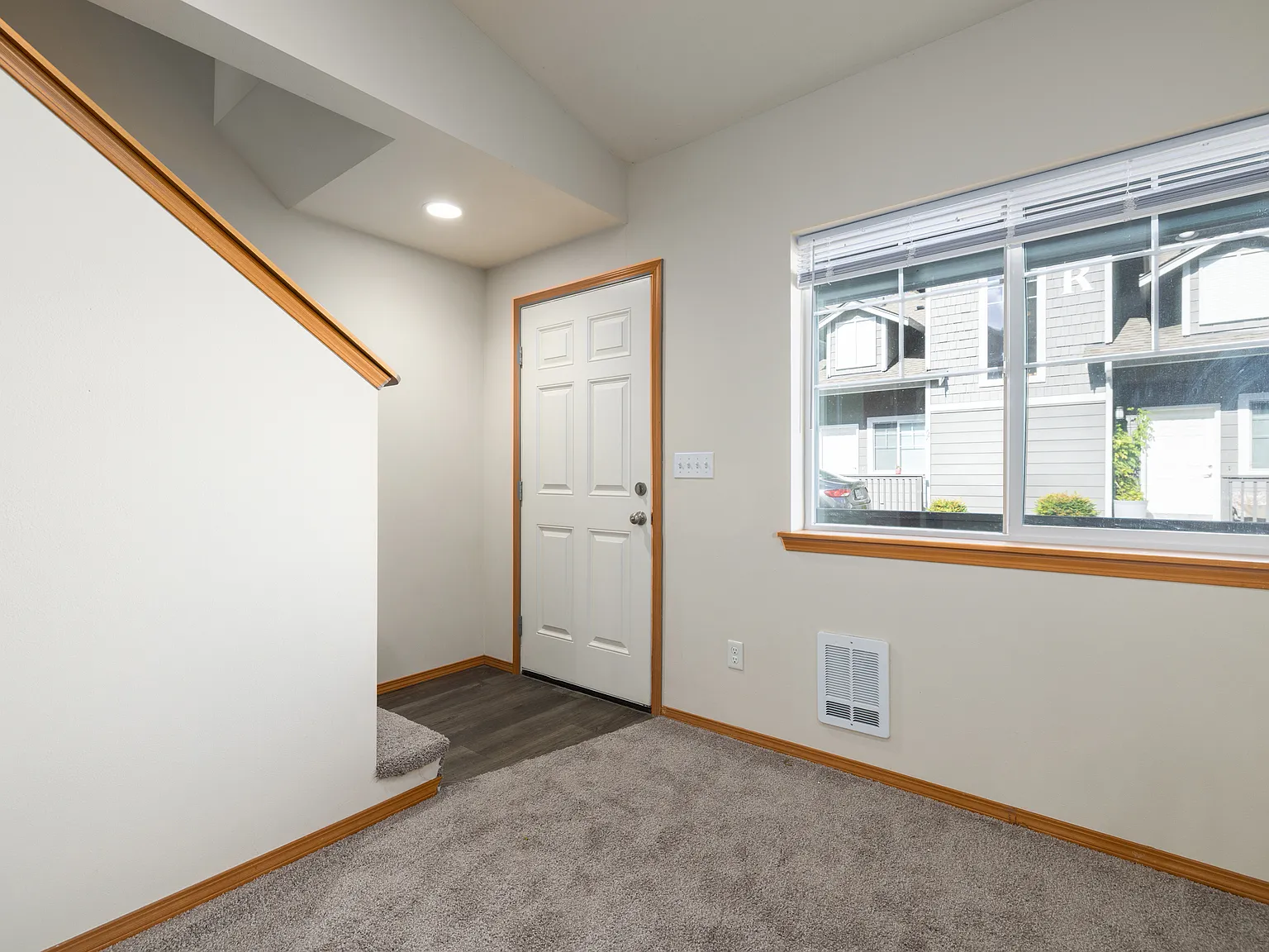Chelsea Village Townhomes — Photo 4