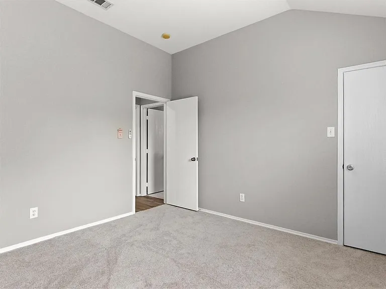 1316 Hunter Ln — Photo 27