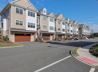 8 Mikula Way, Florham Park, NJ 07932