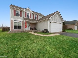 277 S Wildspring Rd, Round Lake, IL 60073