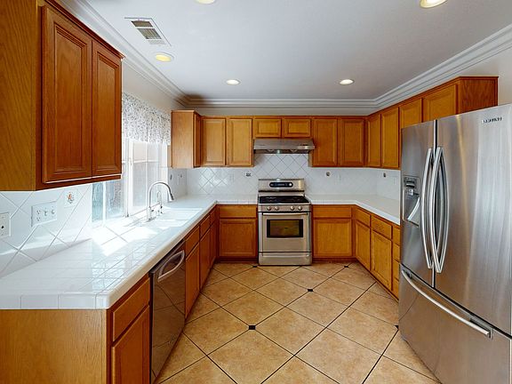 4th image of 2445 N Cameo Ct