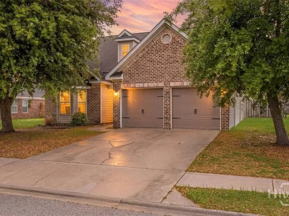 25 Chestnut Oak Drive, Richmond Hill, GA 31324