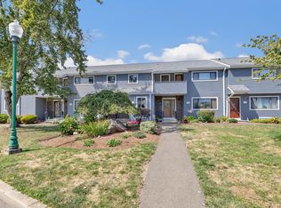 123 Shagbark Dr, Derby, CT 06418