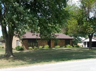 2910 W 3rd St, Coal Valley, IL 61240