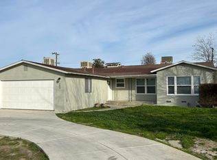 284 W Gail Ave, Tulare, CA