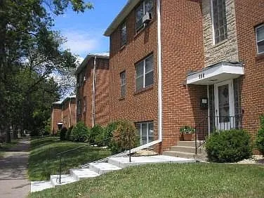 St Paul Avenue Apartments