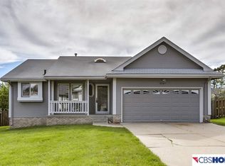 8267 Clay St, Omaha, NE 68122