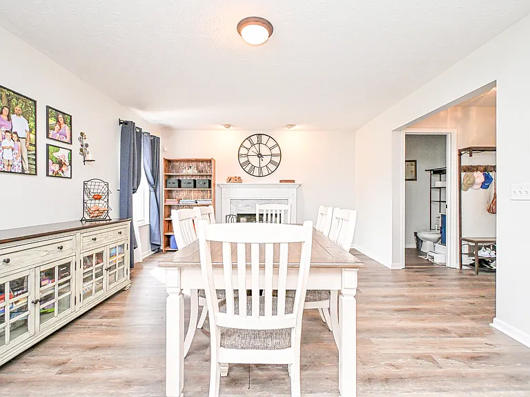 4372 Dobbin Cir — Photo 13