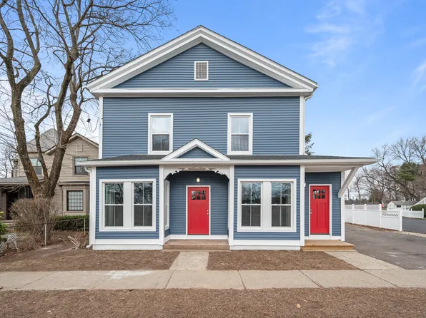 103 Maple St #103, Ellington, CT 06029