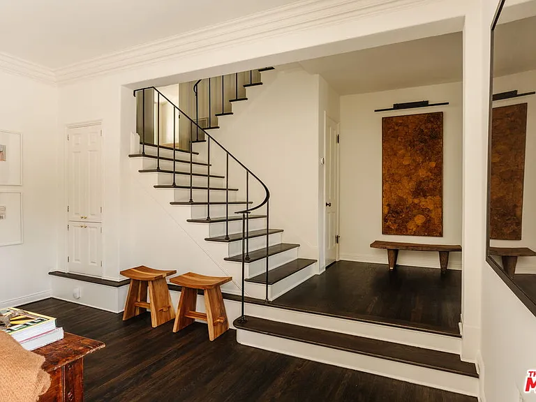 2151 Kenilworth Ave — Photo 17