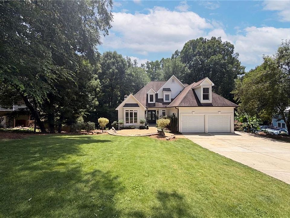 1st image of 2299 Camden Dr SW