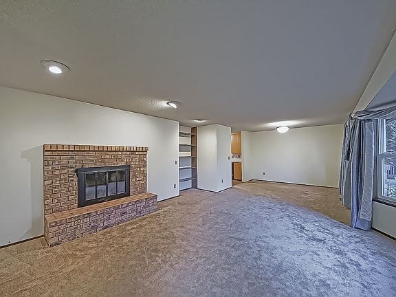 2nd image of 4025 32nd Avenue Ct