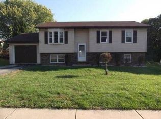 1292 Stamans Ln, Columbia, PA 17512