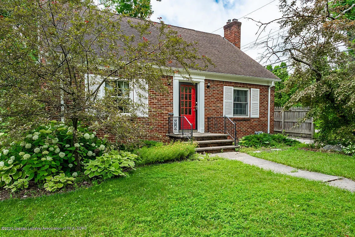 1117 Wildwood Dr photo 1
