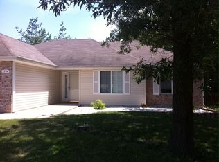 1704 E Phoenix Rd, Columbia, MO 65202