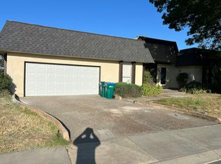 9018 Valley Oak Dr, Stockton, CA 95209