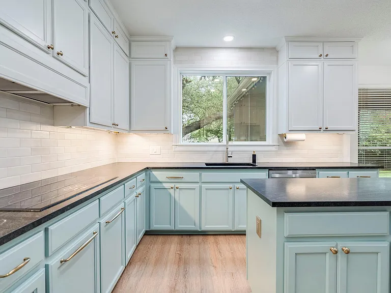 6318 Zadock Woods Dr — Photo 12