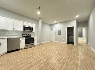 1709 S 22nd St #1F, Philadelphia, PA 19145