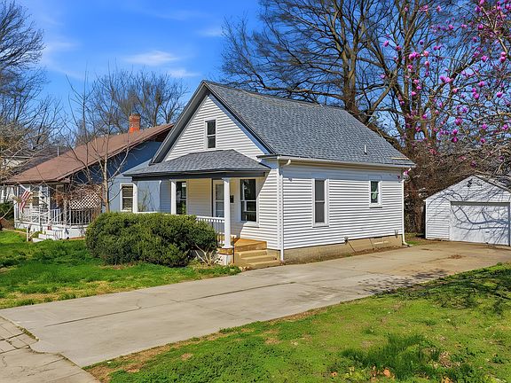 3rd image of 1525 E Cairo Street