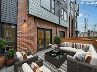 565 E 2nd St #162, North Vancouver, BC