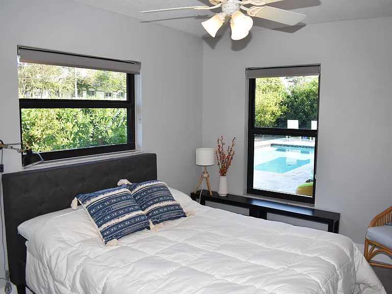1440 NW 12th Way — Photo 10
