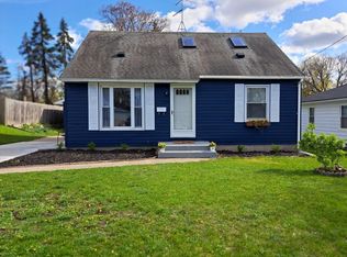 908 Muriel St SW, Wyoming, MI 49509