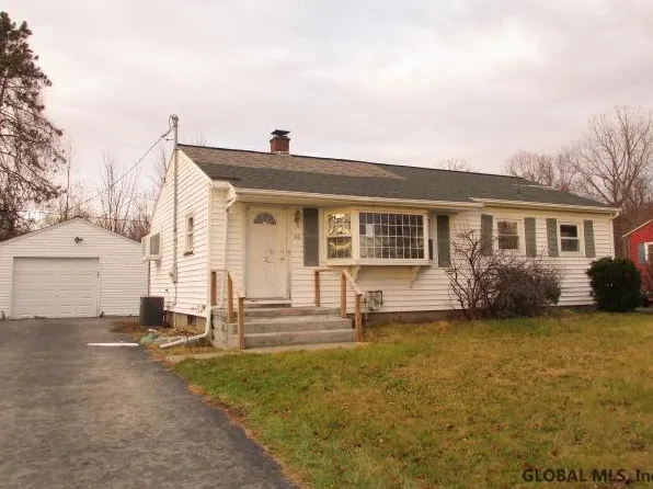 10 Craig Ave, Waterford, NY 12188