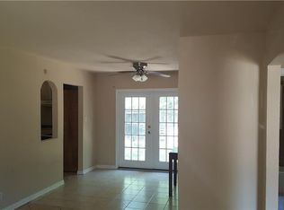 1650 Cottonwood St, Grand Prairie, TX 75050